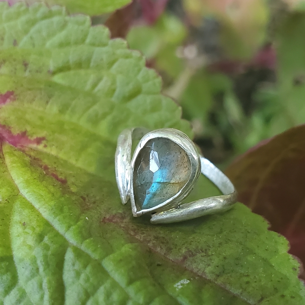 5.5 Labradorite silver ring